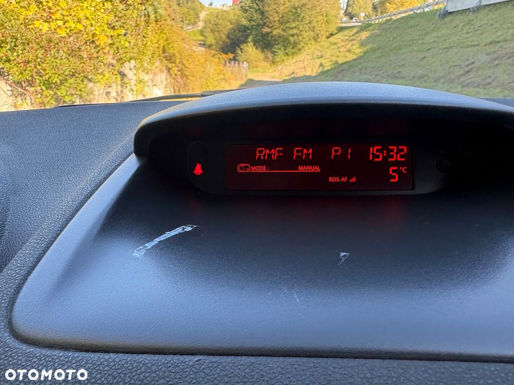 Renault Clio - 29