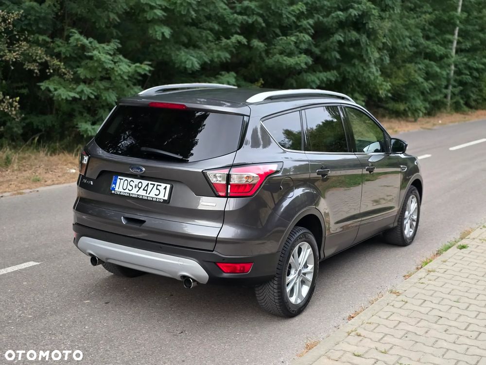 Ford Kuga 1.6 EcoBoost 2x4 Titanium - 13