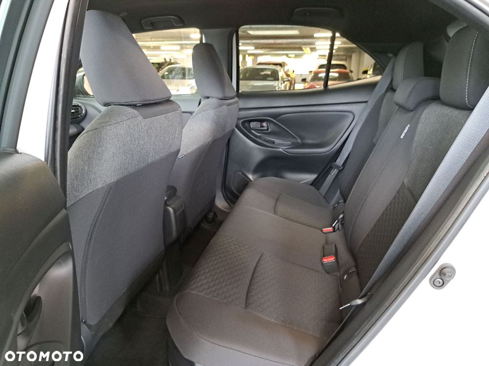 Toyota Yaris Cross Hybrid 1.5 Style - 13