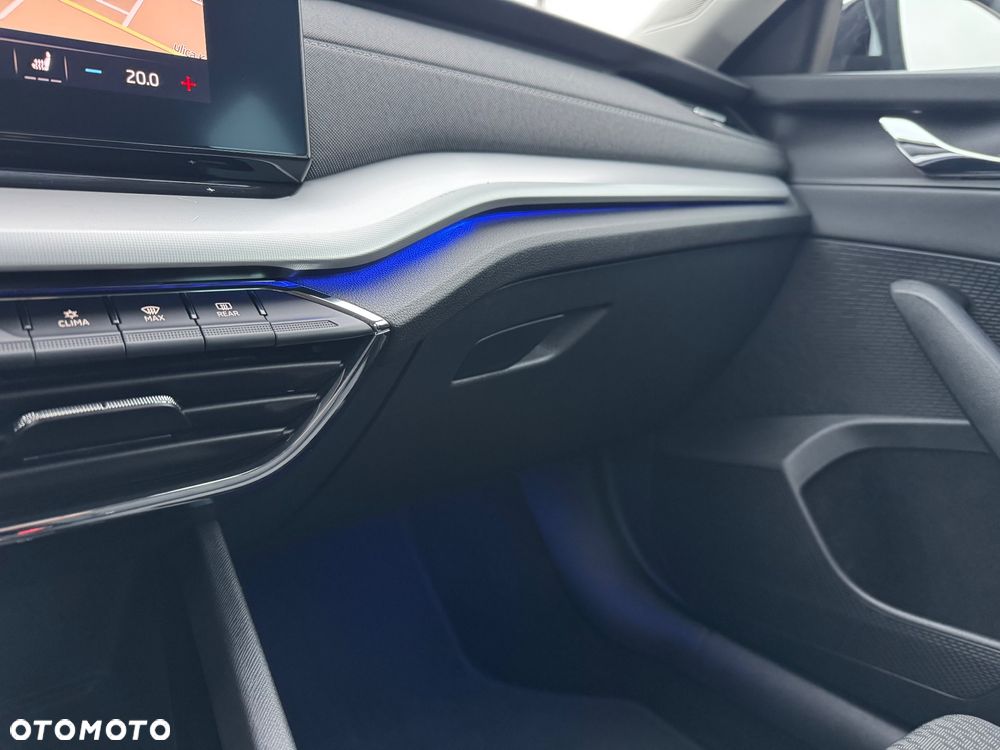 Skoda Octavia 2.0 TDI 4x4 Style DSG - 25