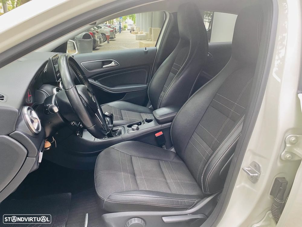 Mercedes-Benz A 180 d Urban - 9
