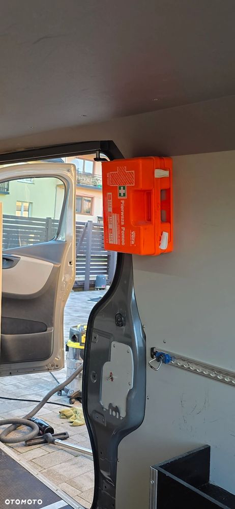 Renault Trafic - 18