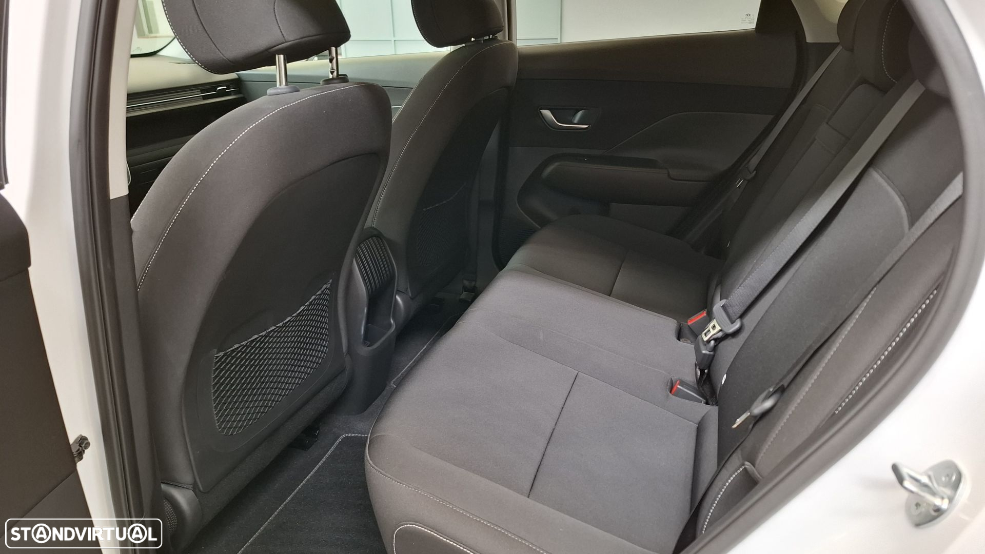 Hyundai Kauai EV 48.4 kWh Premium (TT) - 9