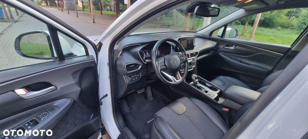Hyundai Santa Fe 2.4 GDI 4WD SEVEN Premium - 25