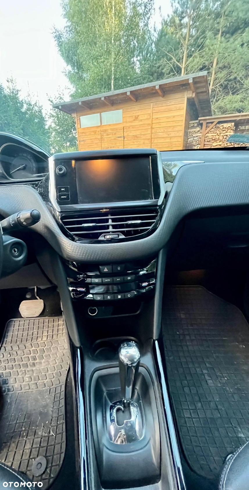Peugeot 2008 - 7
