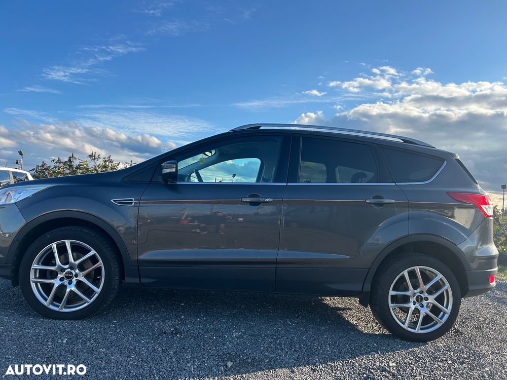 Ford Kuga - 25