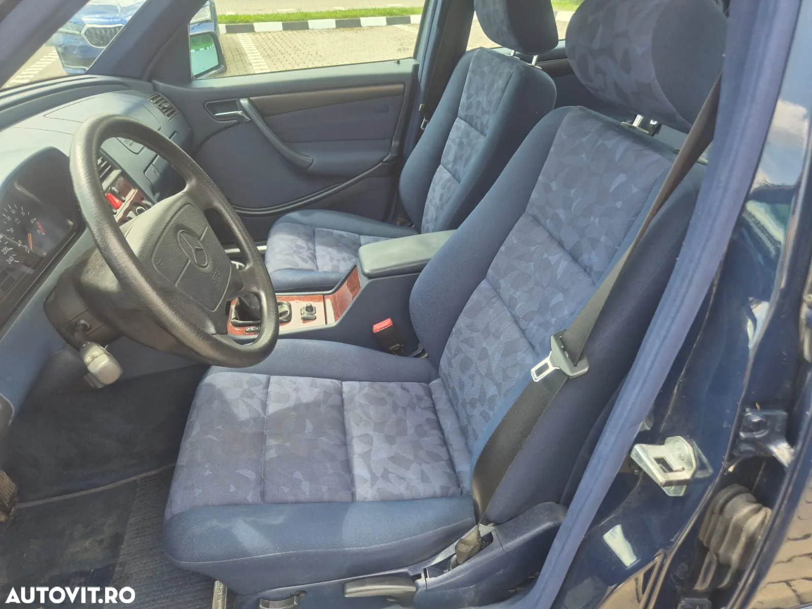 Mercedes-Benz C - 13