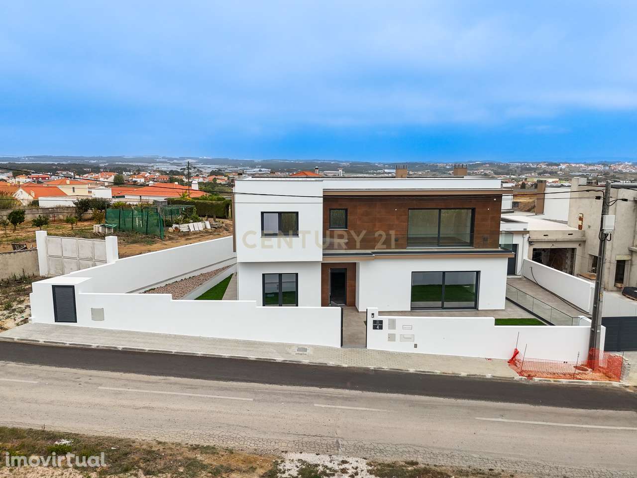 Luxuosa Moradia T4 com Vista Mar em Silveira, Torres Vedras - Grande imagem: 2/56