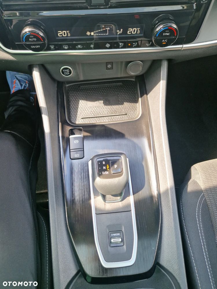 Nissan Qashqai 1.3 DIG-T Acenta DCT - 17