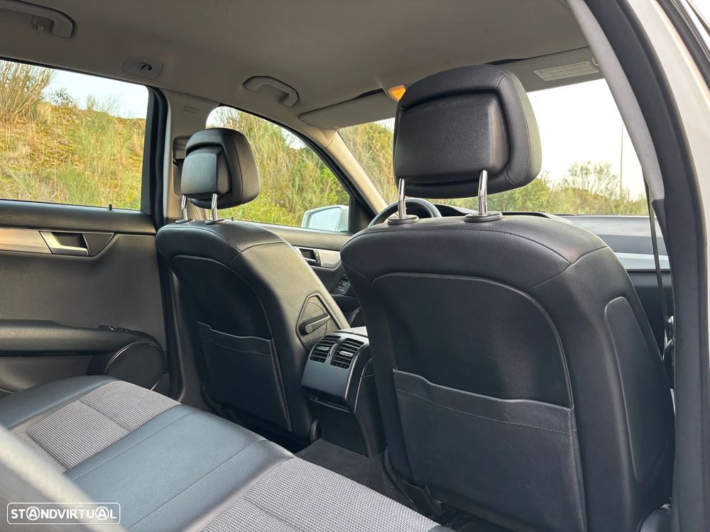 Mercedes-Benz C 180 CDi Avantgarde BlueEfficiency - 30