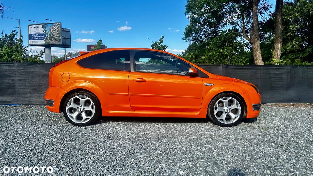 Ford Focus 2.5 ST - 5