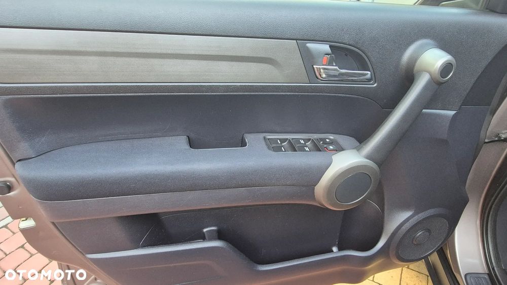 Honda CR-V 2.0i-VTEC Elegance 50 Jahre Edition - 21