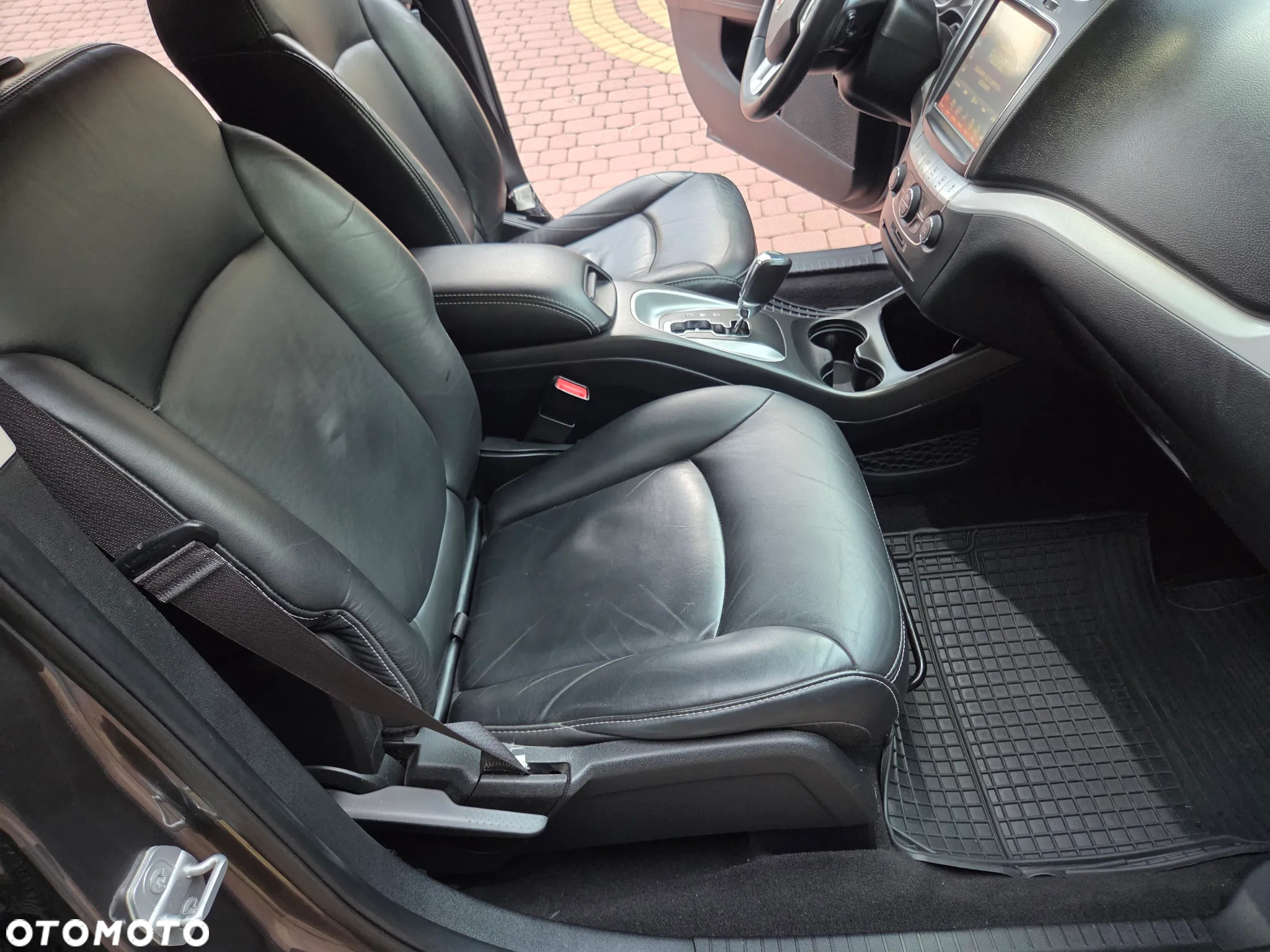 Fiat Freemont 2.0 Multijet 16V DPF Automatik Allrad Lounge - 17
