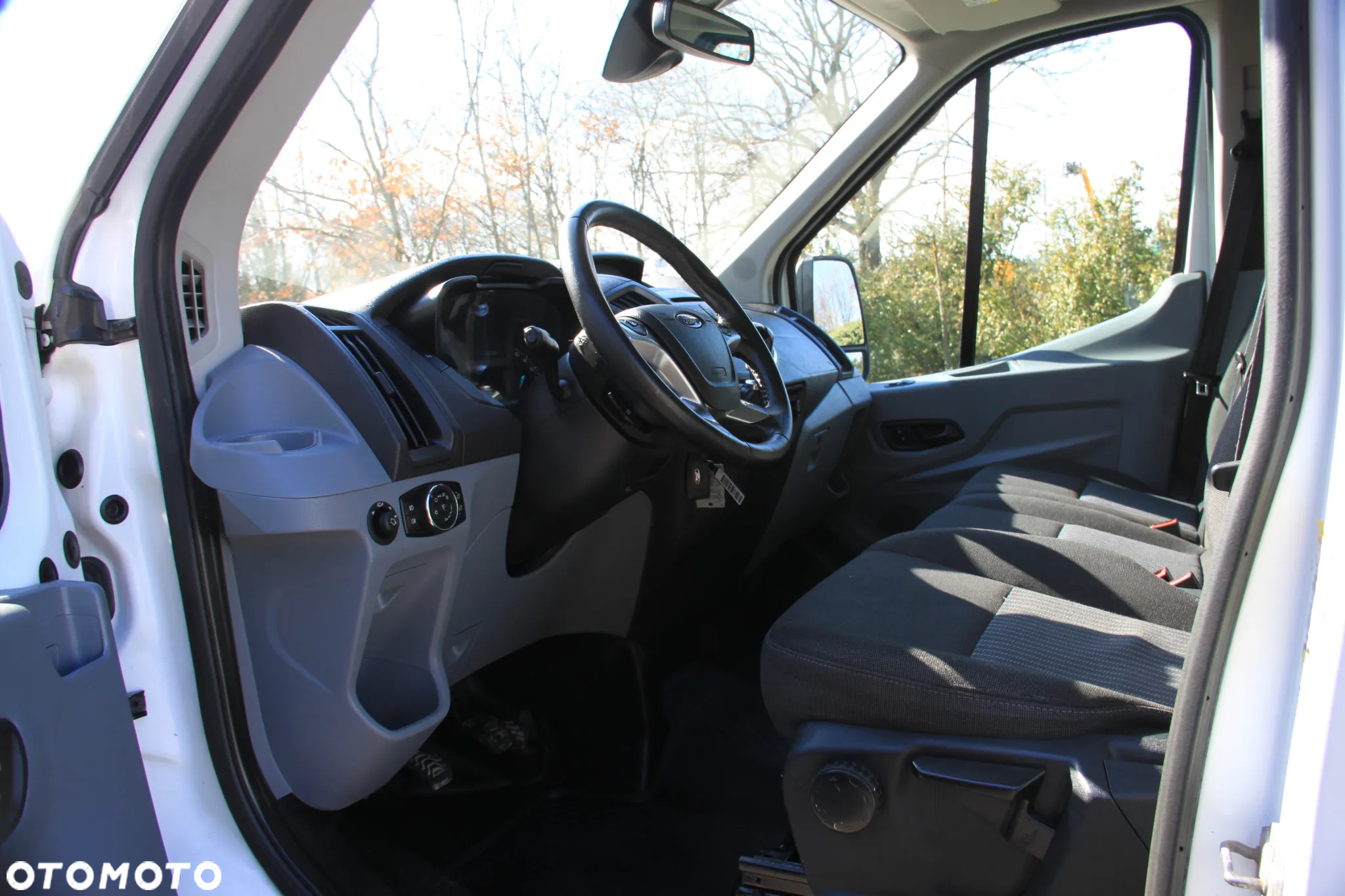 Ford Transit - 9