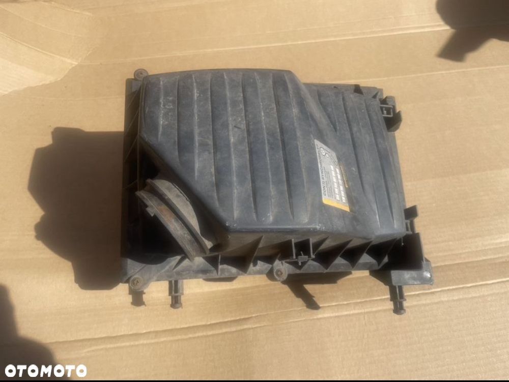 93394742 obudowa filtra powietrza Opel meriva a