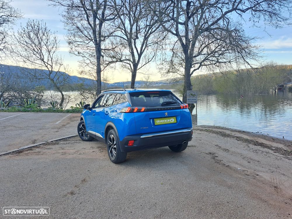 Peugeot 2008 1.5 BlueHDi Allure Pack EAT8 - 38