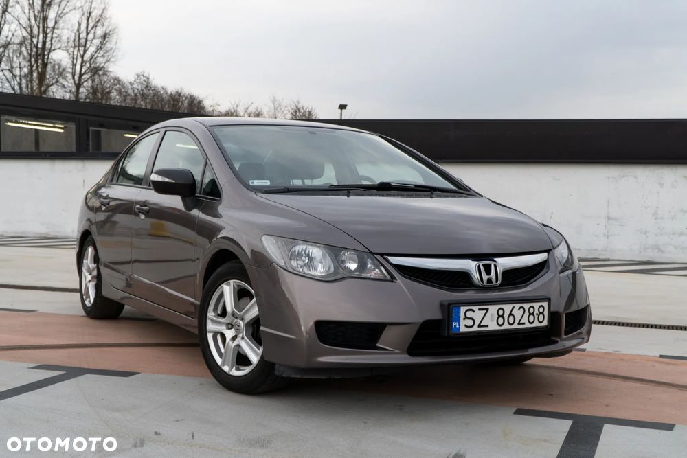 Honda Civic 1.8 Comfort - 3