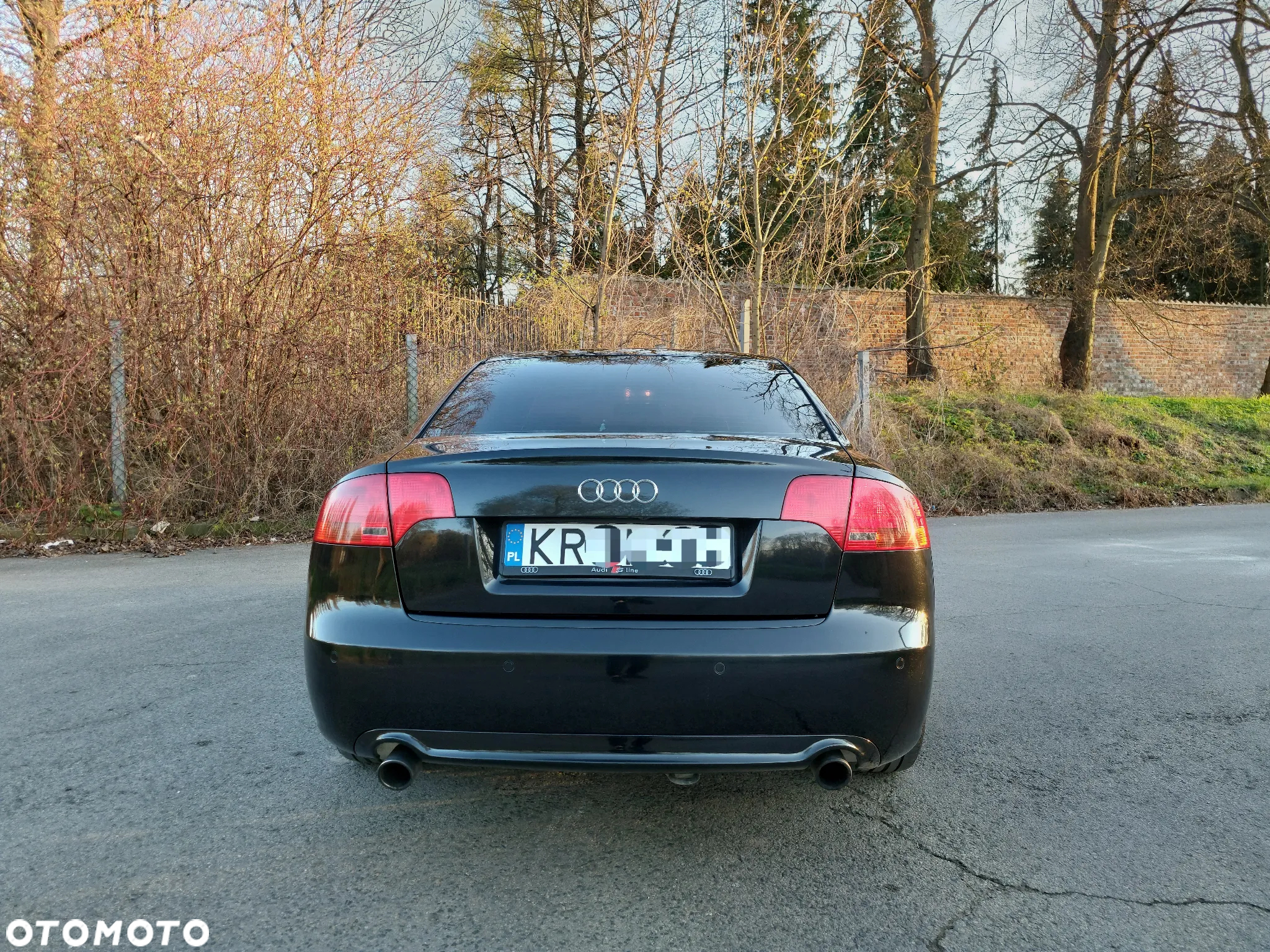 Audi A4 2.0 T FSI - 12