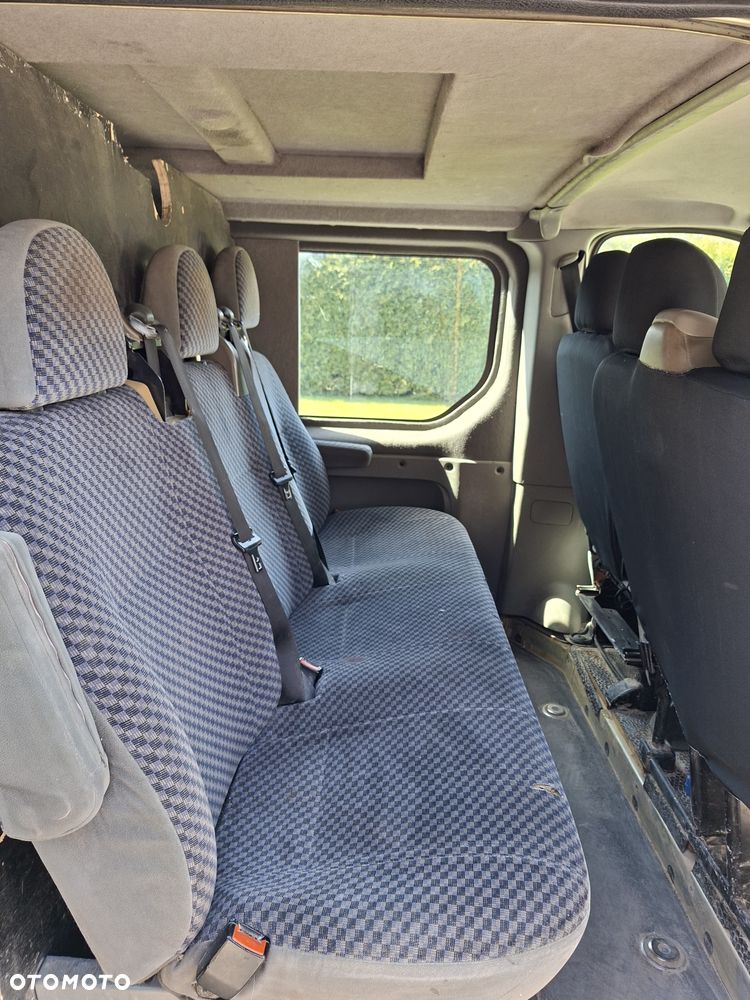 Renault Trafic 2.5 dCi Passenger Authentique - 4