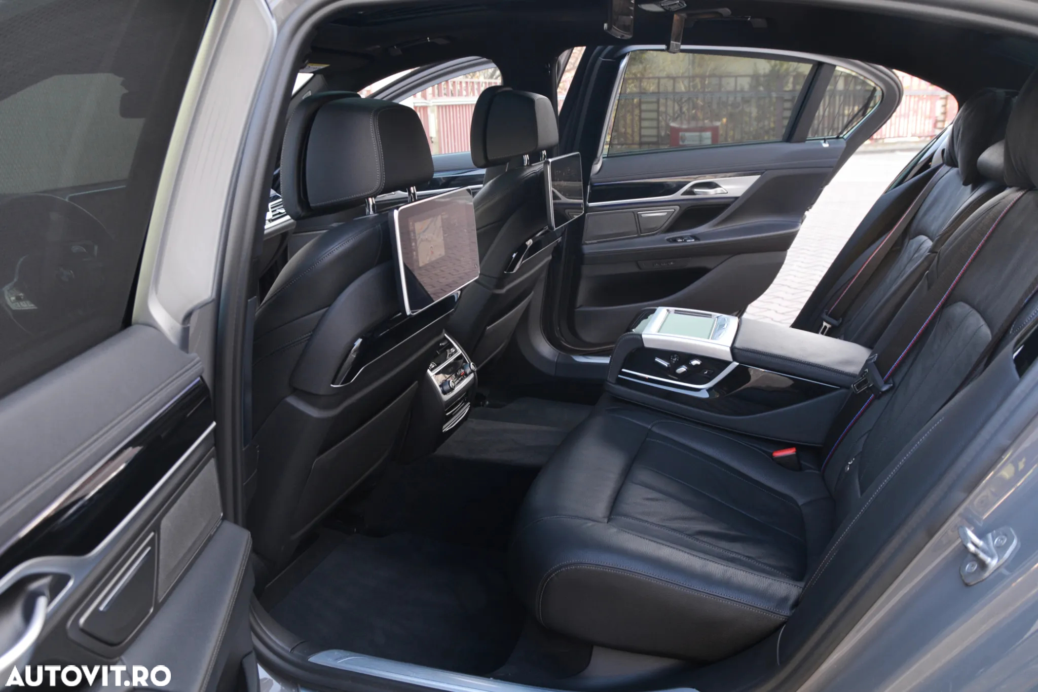 BMW Seria 7 730Ld xDrive MHEV - 13