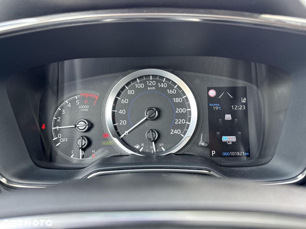 Toyota Corolla 1.8 Hybrid Comfort - 17