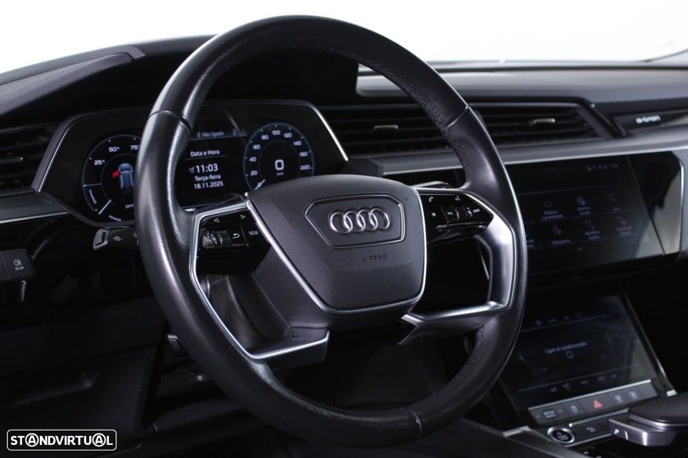 Audi Q8 e-Tron 55 quattro Advanced - 22