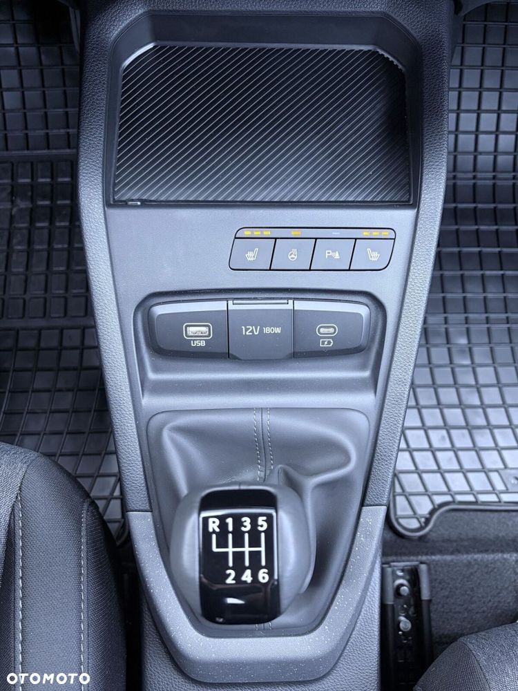 Kia Stonic 1.0 T-GDI L - 23