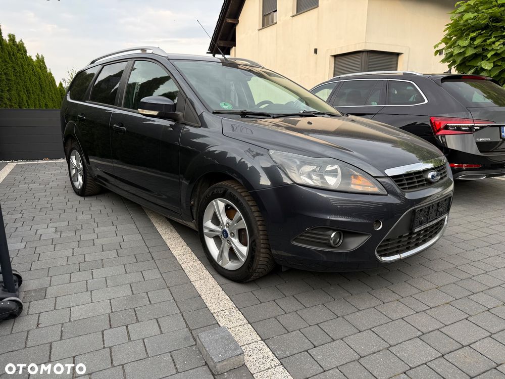 Ford Focus 1.6 Ti-VCT Titanium - 2