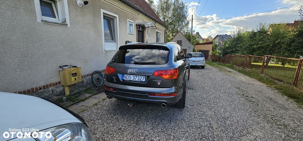 Audi Q7 - 1