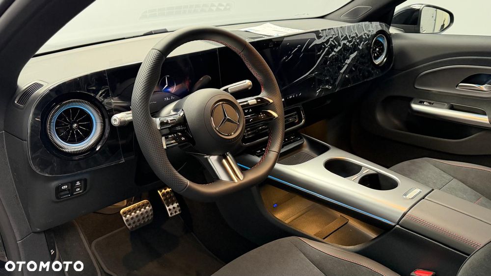 Mercedes-Benz CLA 200 mHEV 8G-DCT - 9
