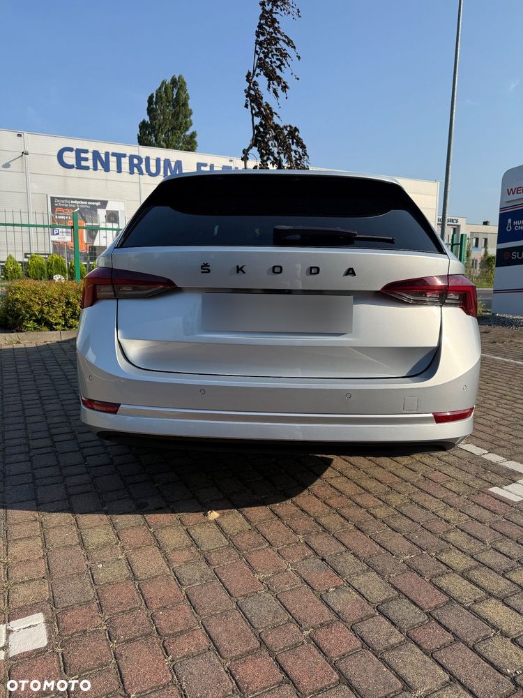 Skoda Octavia 1.5 TSI ACT Style - 10