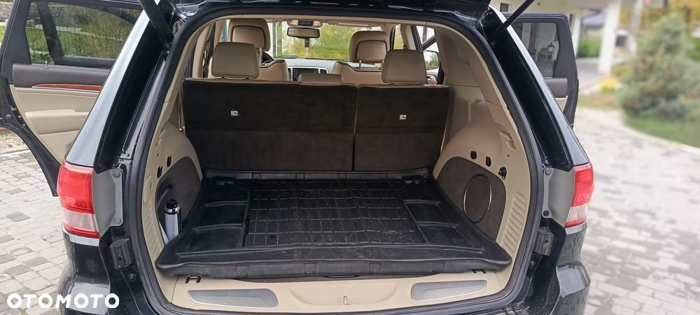 Jeep Grand Cherokee - 9