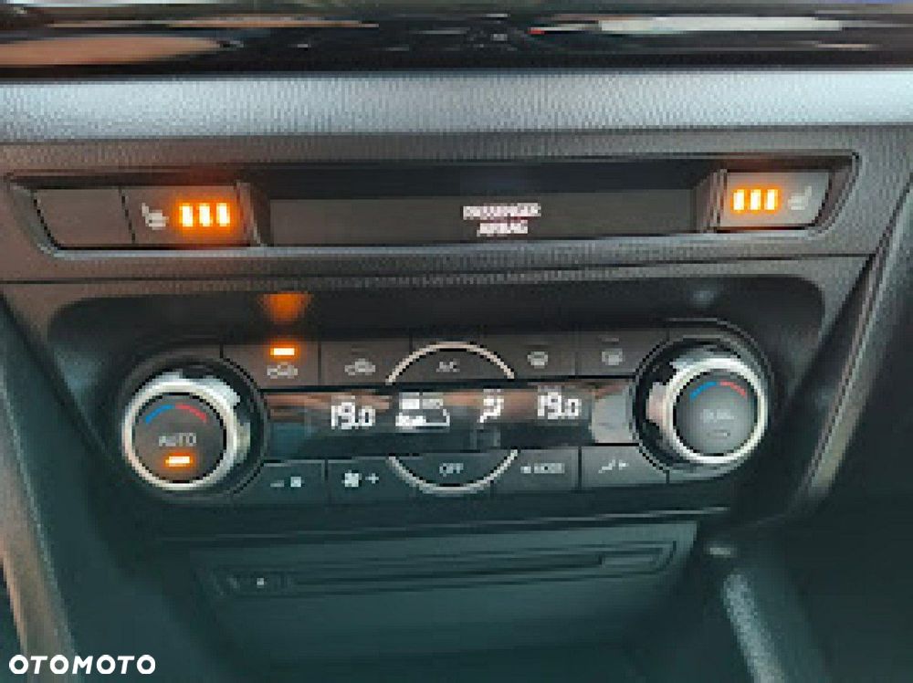 Mazda 3 SKYACTIV-G 120 Center-Line - 23
