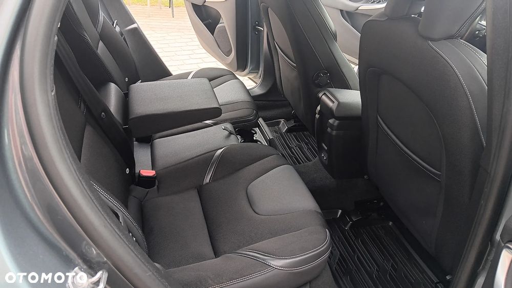 Volvo V40 D2 Geartronic Momentum - 35