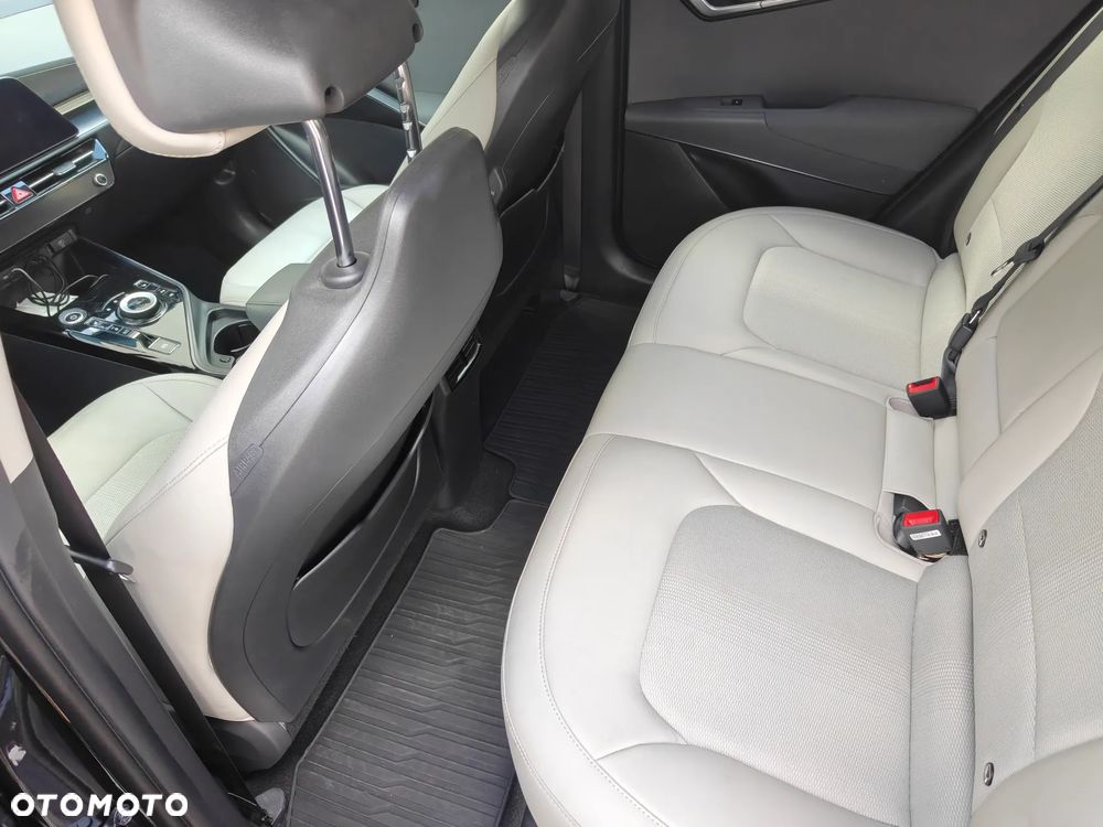 Kia Niro 64kWh L - 18