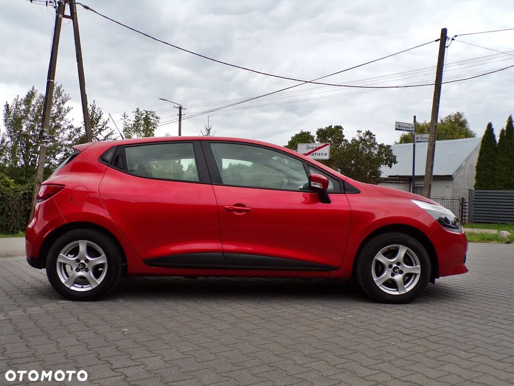 Renault Clio 1.2 16V 75 Life - 7