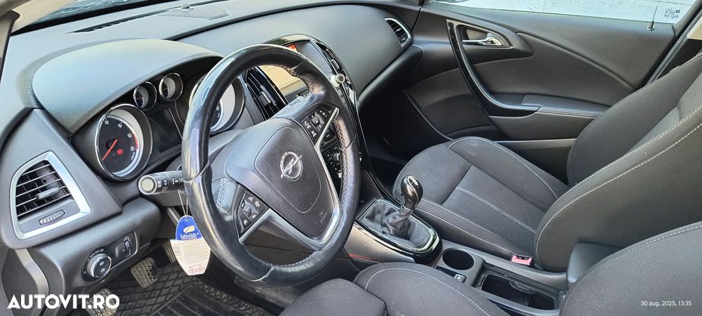 Opel Astra - 9