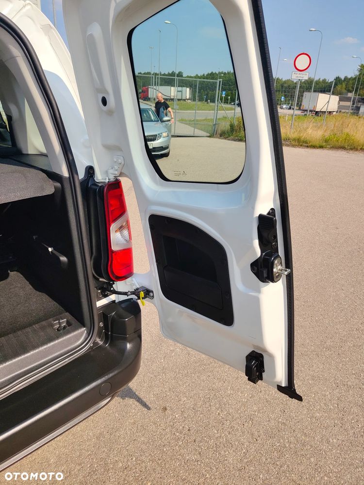 Peugeot Rifter Long 1.5 BlueHDI Active - 24