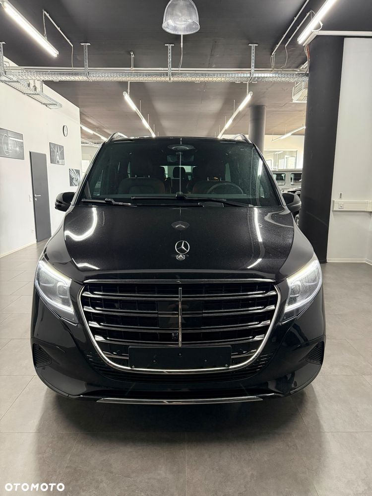 Mercedes-Benz Klasa V 300 d 4-Matic 9G-Tronic Exclusive (ekstra d³) - 2