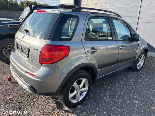 Suzuki SX4 1.9 DDiS 4WD GS / Premium - 12