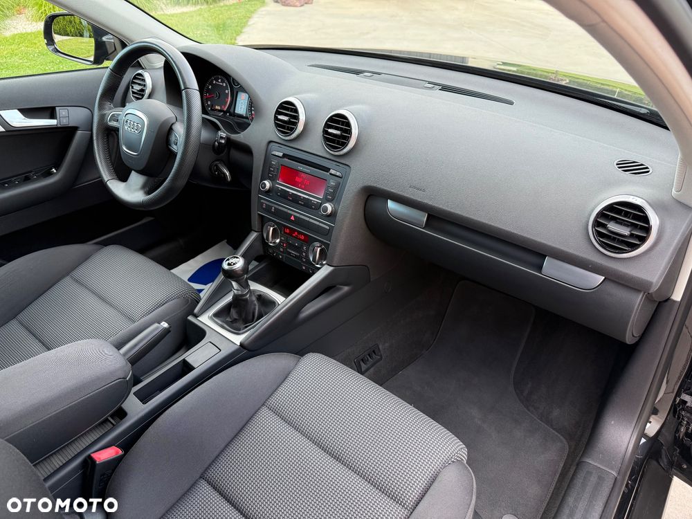 Audi A3 Sportback 1.4 TFSI Ambiente - 20