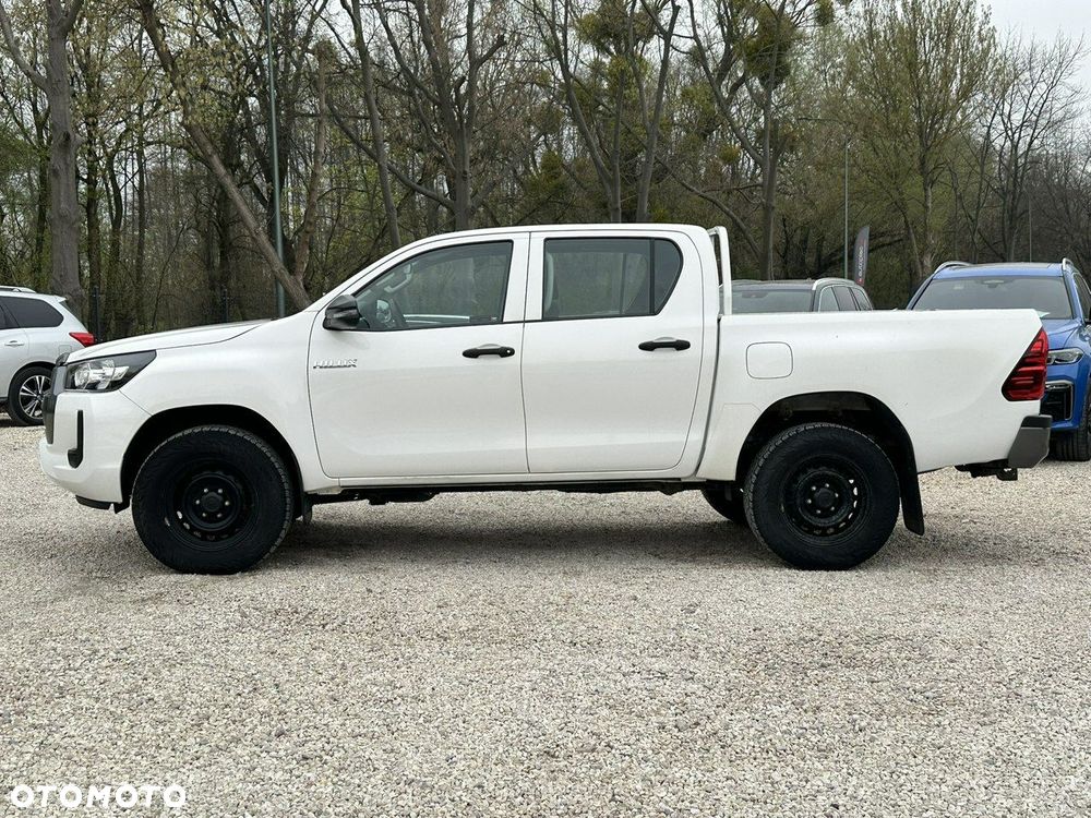 Toyota Hilux 2.4 D-4D Double Cab DLX 4x4 - 5
