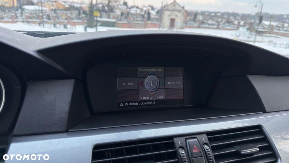 BMW Seria 5 - 34