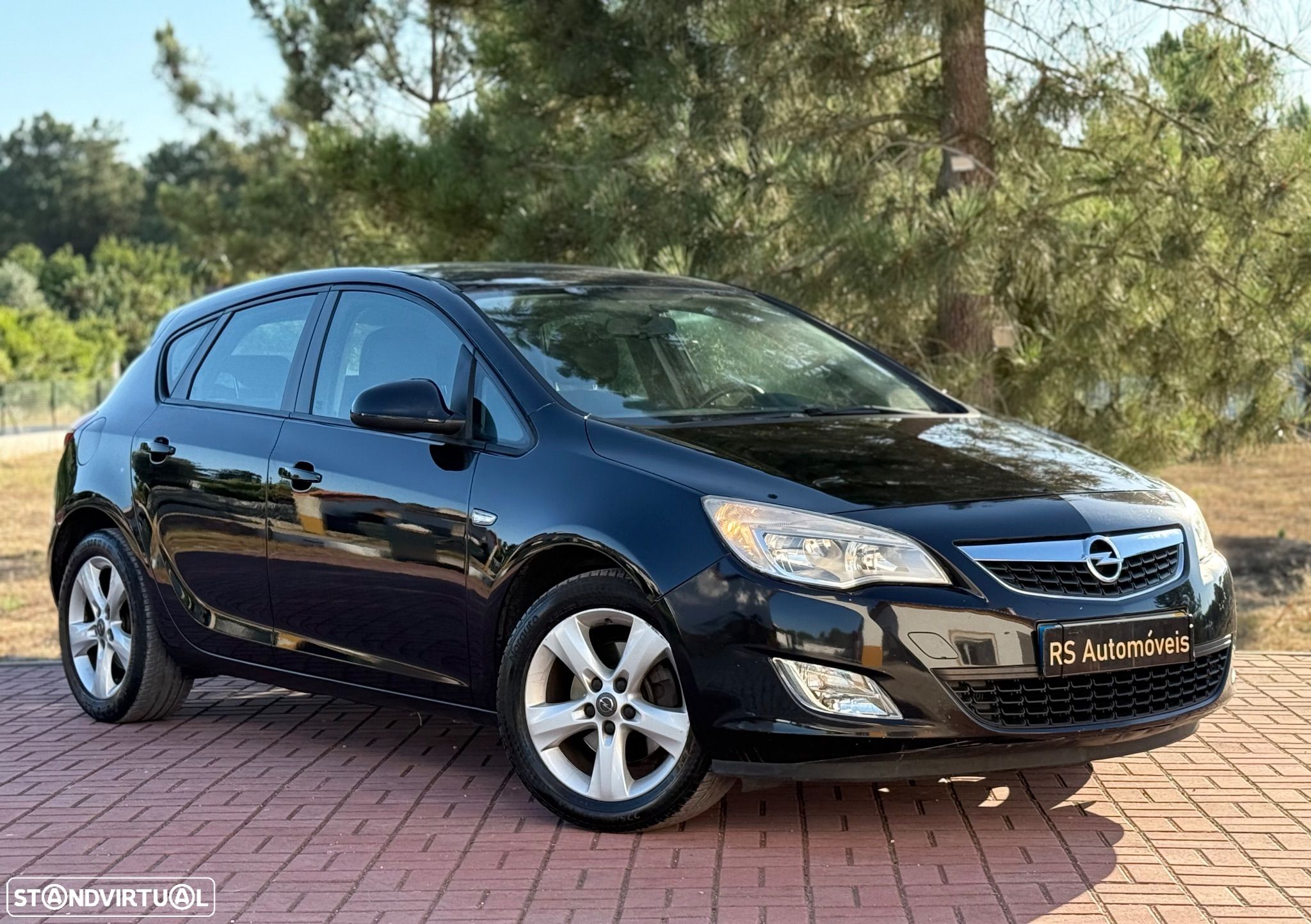 Opel Astra 1.7 CDTi Edition - 1