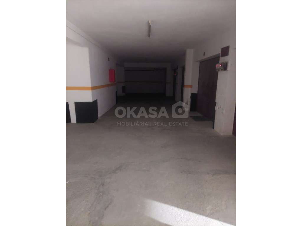 Garagem, Urbisado, Setúbal - Grande imagem: 4/4
