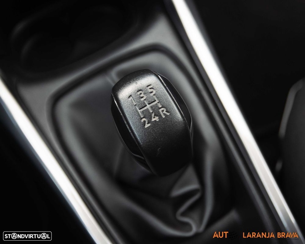 Peugeot 2008 1.2 PureTech Allure - 34
