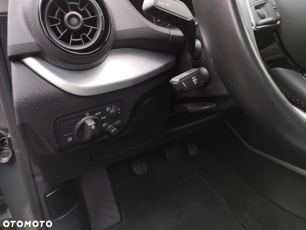 Audi Q2 1.4 TFSI CoD Sport - 12