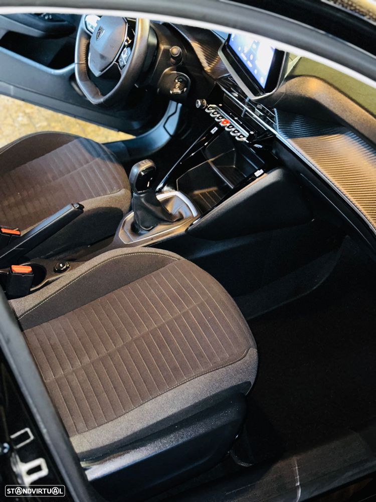 Peugeot 208 1.2 PureTech Active Pack - 21