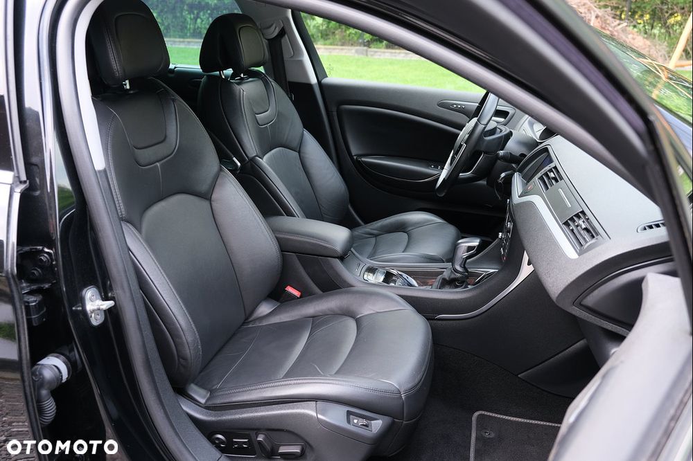 Citroën C5 HDi 165 FAP CrossTourer - 28