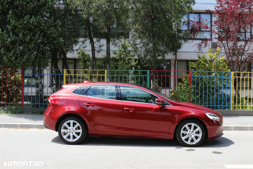 Volvo V40 T2 Inscription - 8